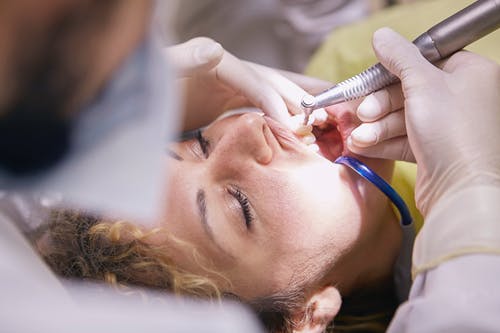 牙齿矫正_效果牙齿矫正多少钱_26岁了矫正牙齿还有效果吗